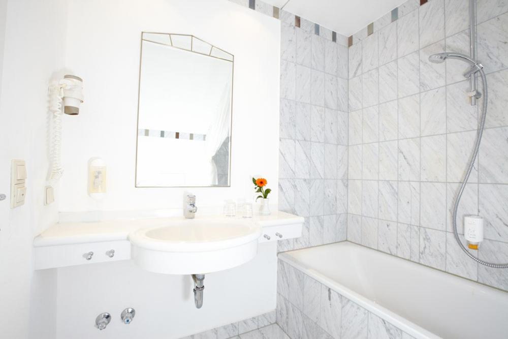 Meeressterne Hotel Residenz In Heringsdorf Bagian luar foto